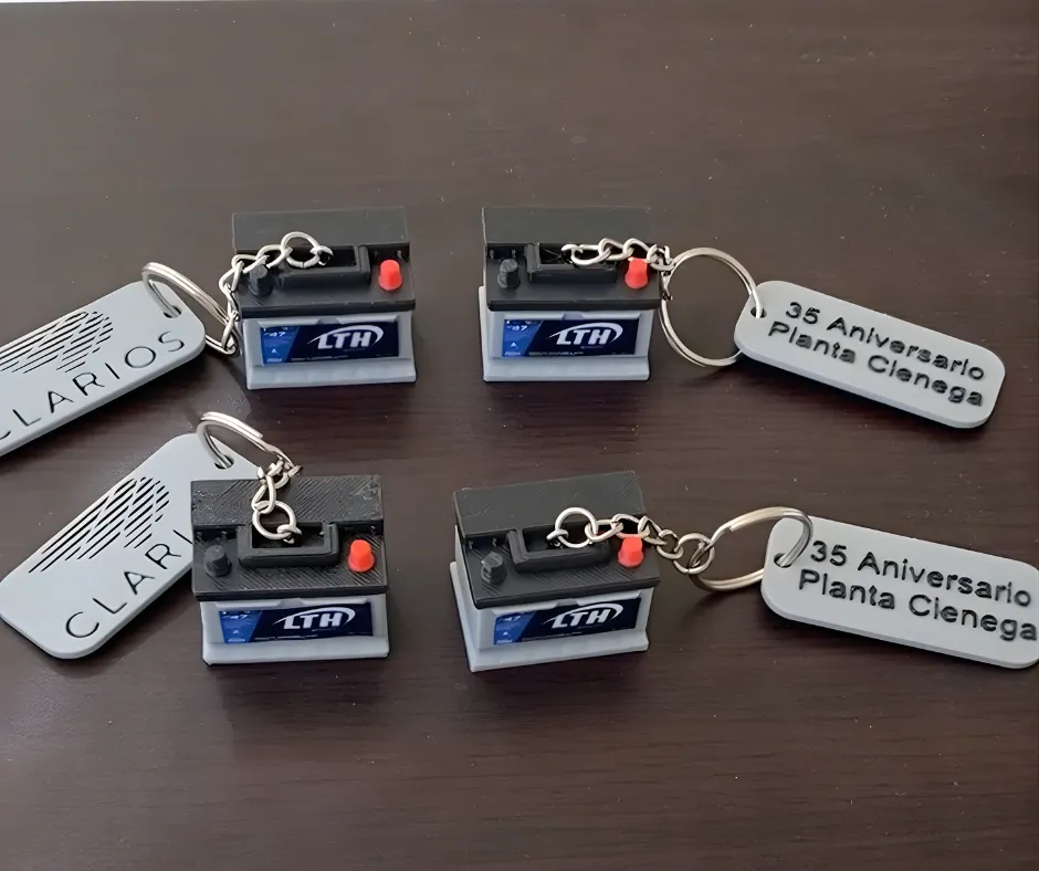 Llaveros con logotipo